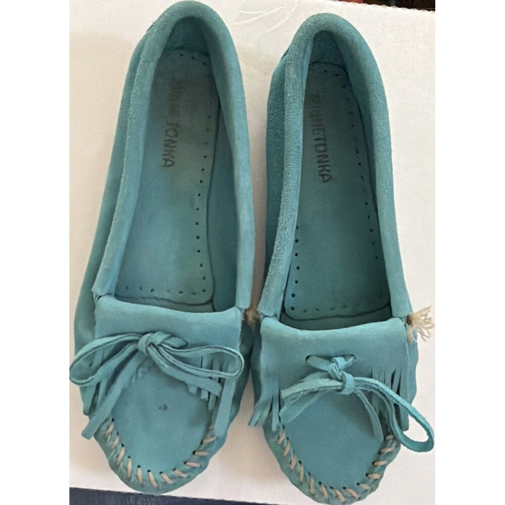 Minnetonka Kilty Suede Mocs Womens 8.5 Turquoise Hardsole Fringe Loafers